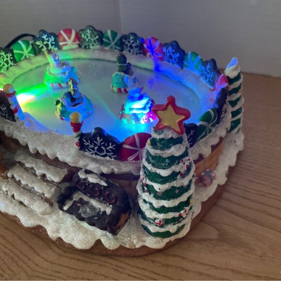 2007 Sweet Dreams Collection Bumper Cars Christmas Village LightS Motion VIDEO - Picture 6 of 14